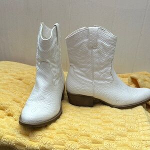 Vegan Ranch Boot from Free People Great shoes